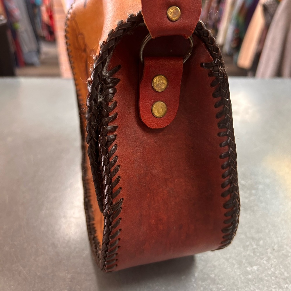 Vintage tooled leather bag - Picture 3 of 8